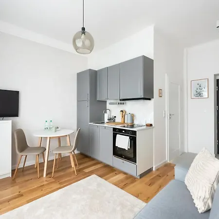 Solec Vistula * ורשה